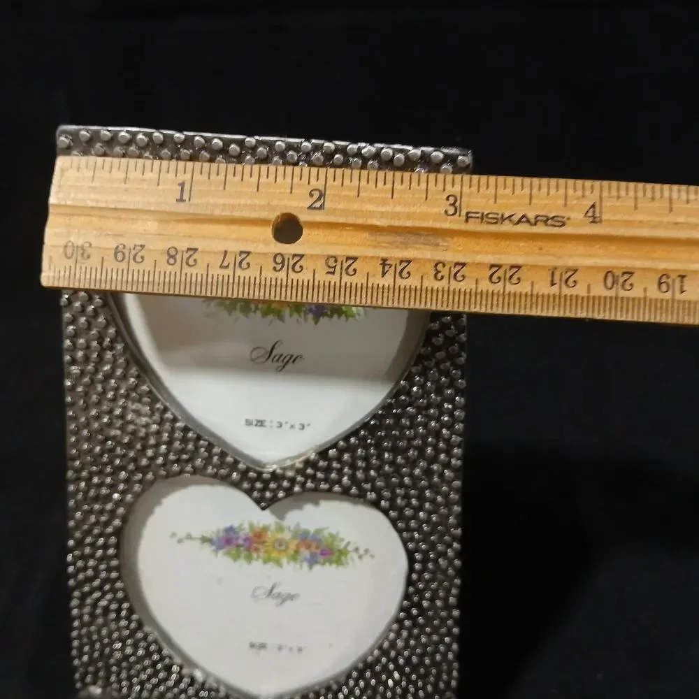 Double picture frame vintage Hearts Dots Metal Grandma Core Hearts And Bow 3x3